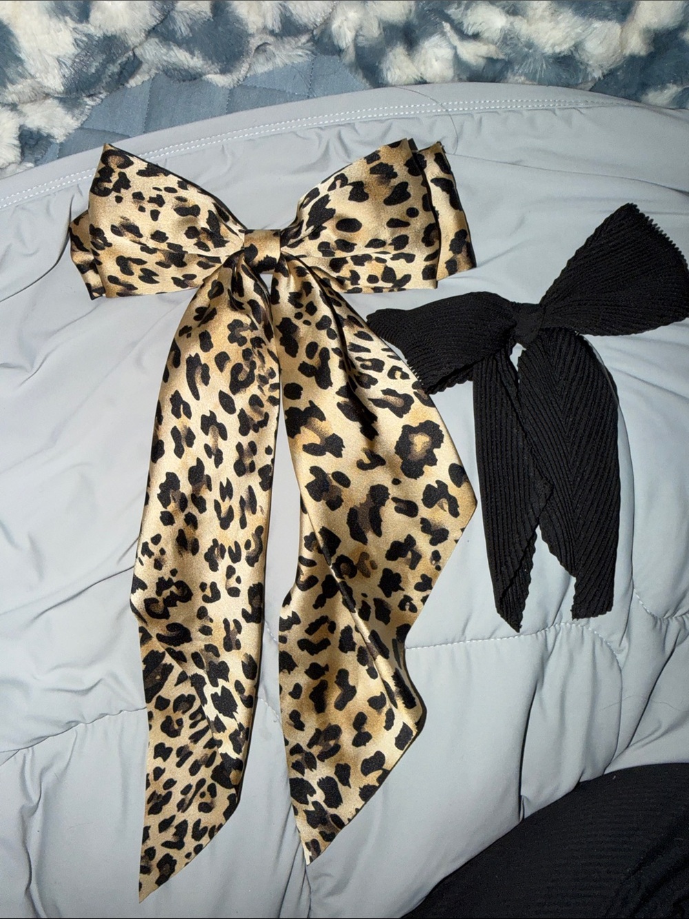 Leopard Print Satin Bow Hair Clip - Chic Women's Accessory